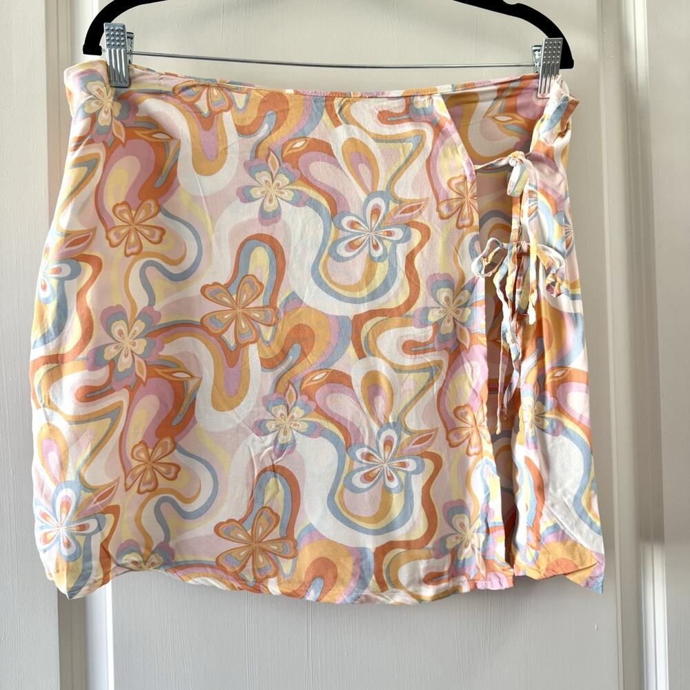 SO Juniors Size XXL Floral Double Tie Mini NWT Yellow Cottagecore Summer Skirt